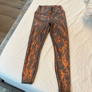 Carbon 38 skin print leggings